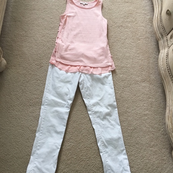 Cute sleeveless knit top - Picture 2 of 2